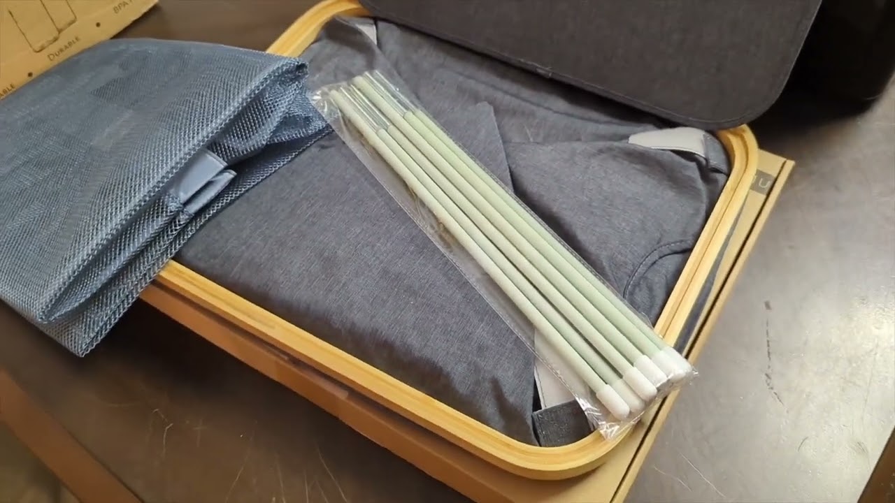 Collapsible 100L Laundry Hamper with Lid Setup and Demo