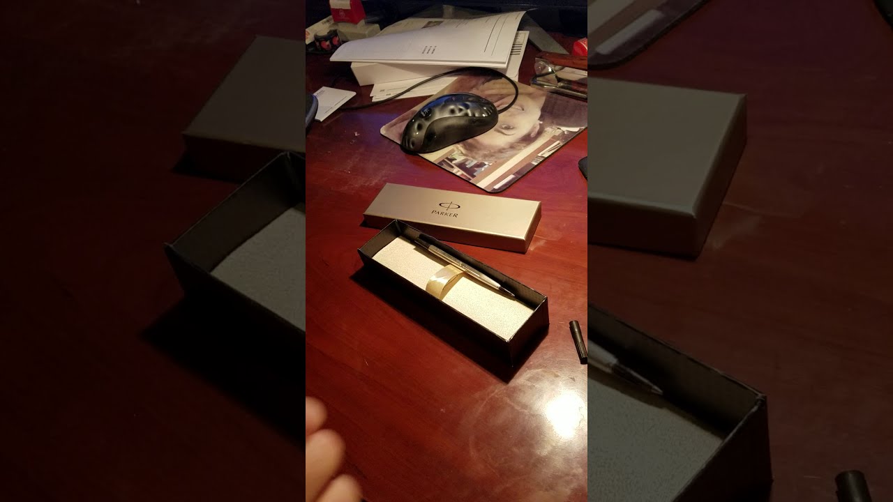 Installing a refill in a Parker IM Rollerball Pen