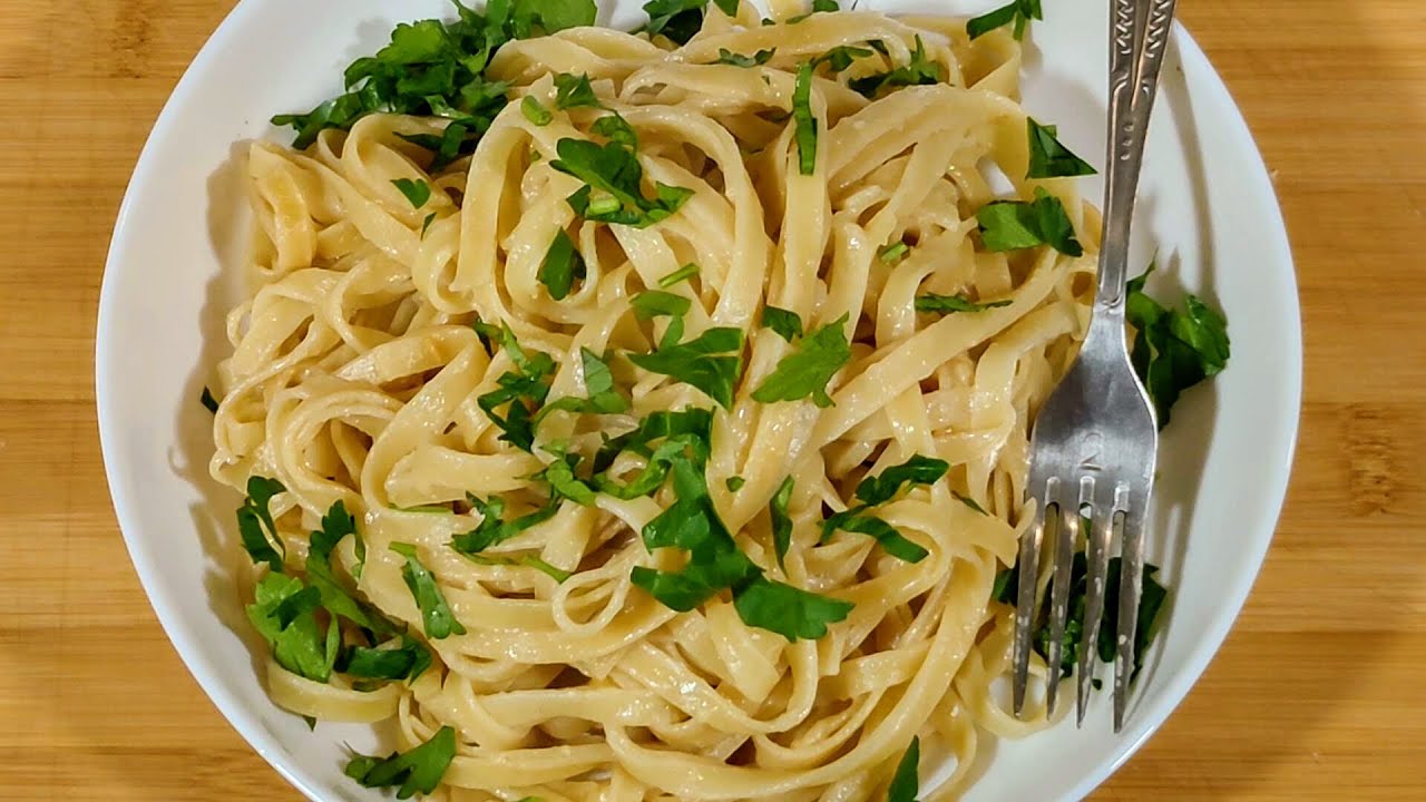 Garlic Noodles - simple and delicious side dish!