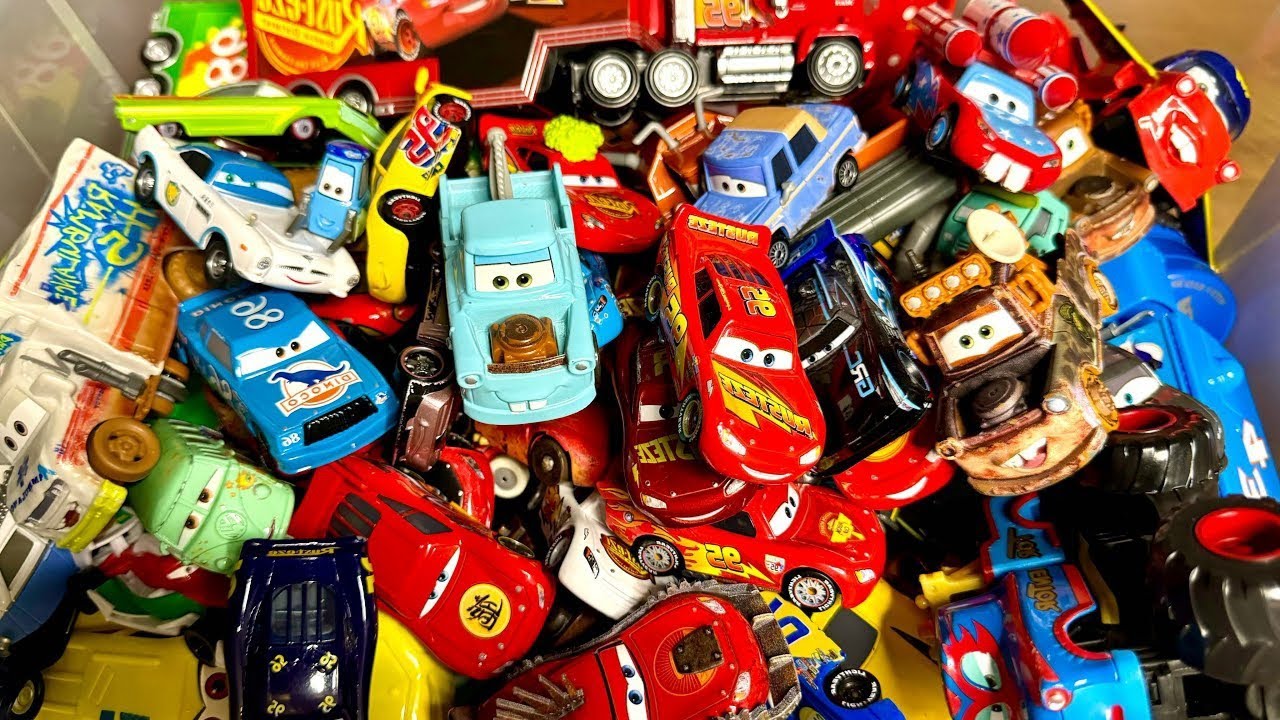 Super Giant Collection of Disney Pixar Cars | Lightning McQueen Toys Review