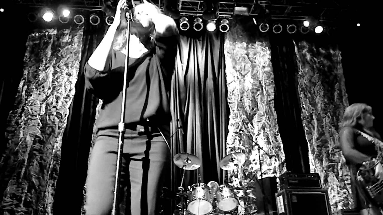 The Go-Gos "We Got The Beat" (Live) HOB-Houston (09.24.2012)