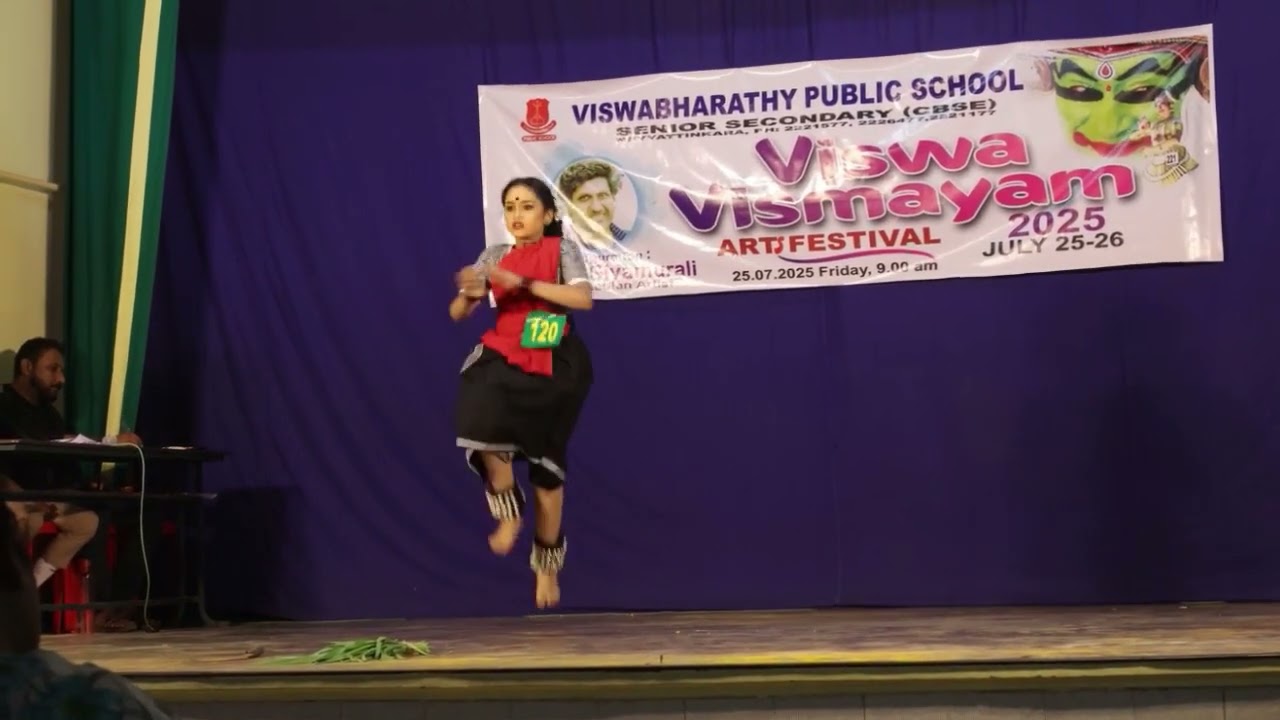 Prize winning folk dance -chirutha ...by madhurima ja 5 th STD