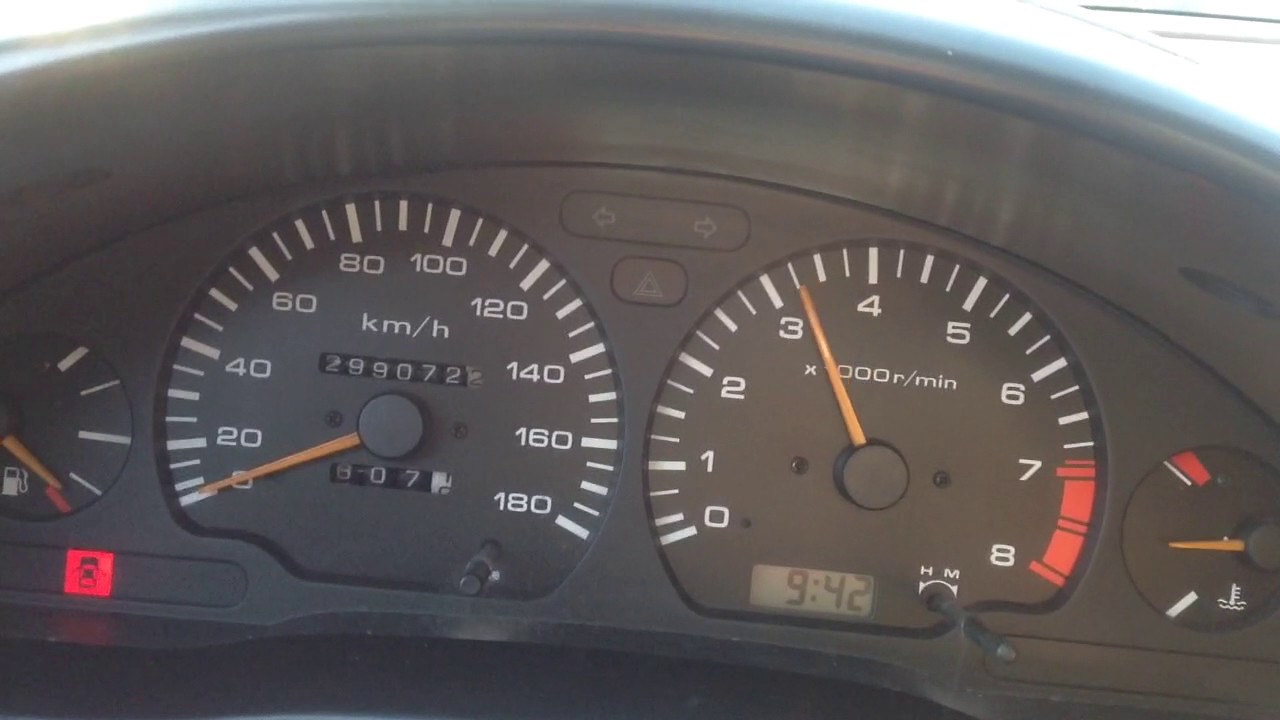 nissan  serena 1992