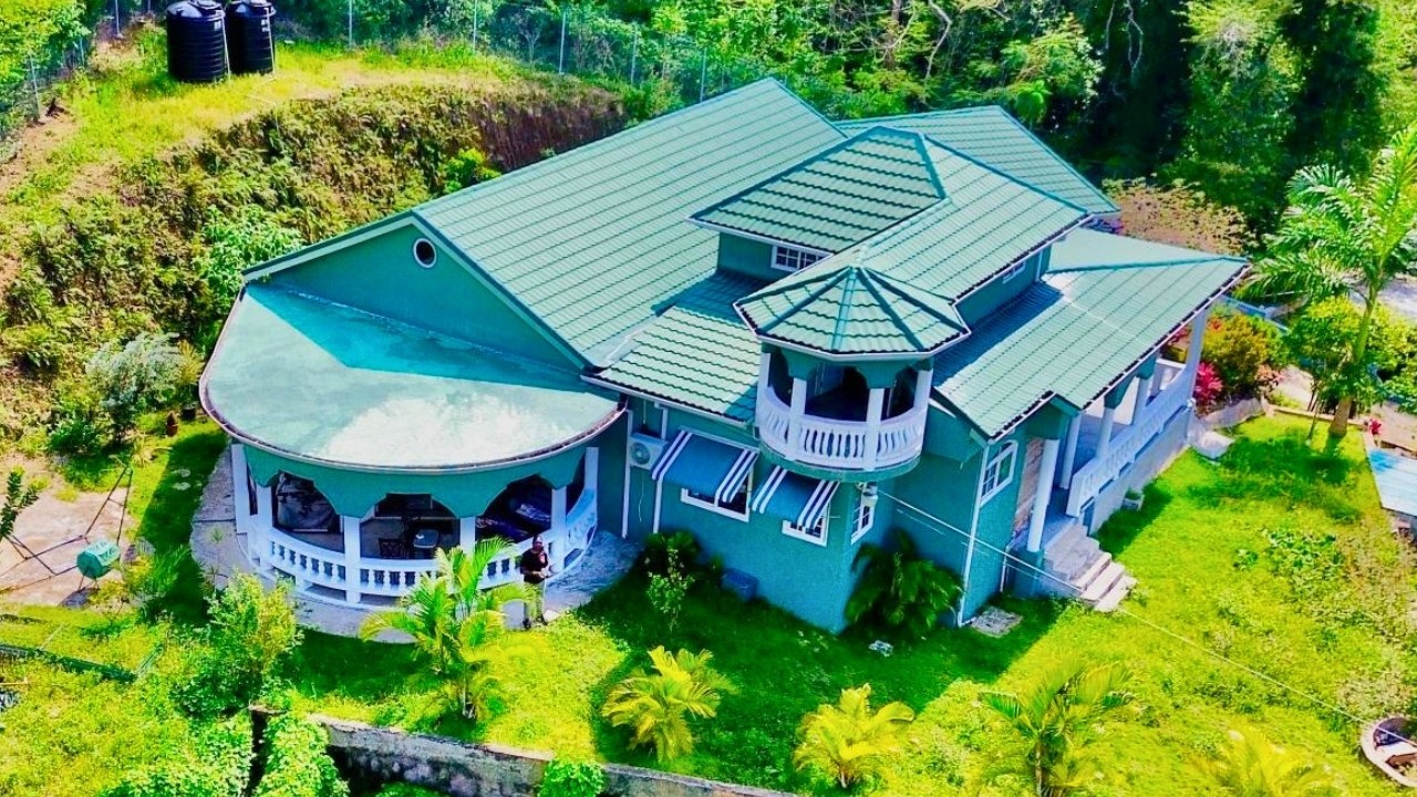 ESCAPE TO PARADISE | Stunning 4 Bedroom 5 Bathroom Home | Industry Cove Green Island Hanover Jamaica
