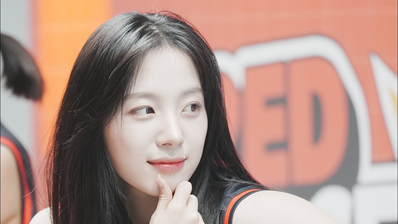 241120 하지원 치어리더 Ha Ji-won cheerleader