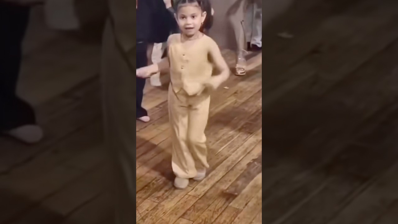 Baby girl dance moves are unbelievable!💙 #shorts #dancevideo #kids #dance
