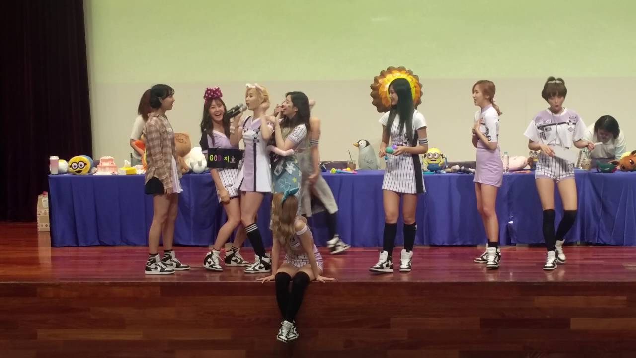 [FANCAM] 160528 트와이스 (TWICE) 인천 팬싸인 애교 Incheon Fansign Aegyo