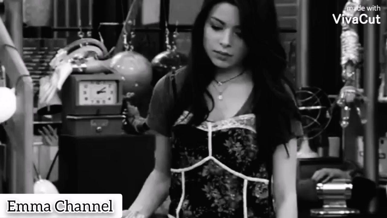Sam & Carly:Umbrella [iCarly]