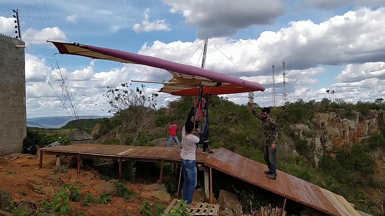vôo livre de asa Delta em Serra talhada Pernambuco