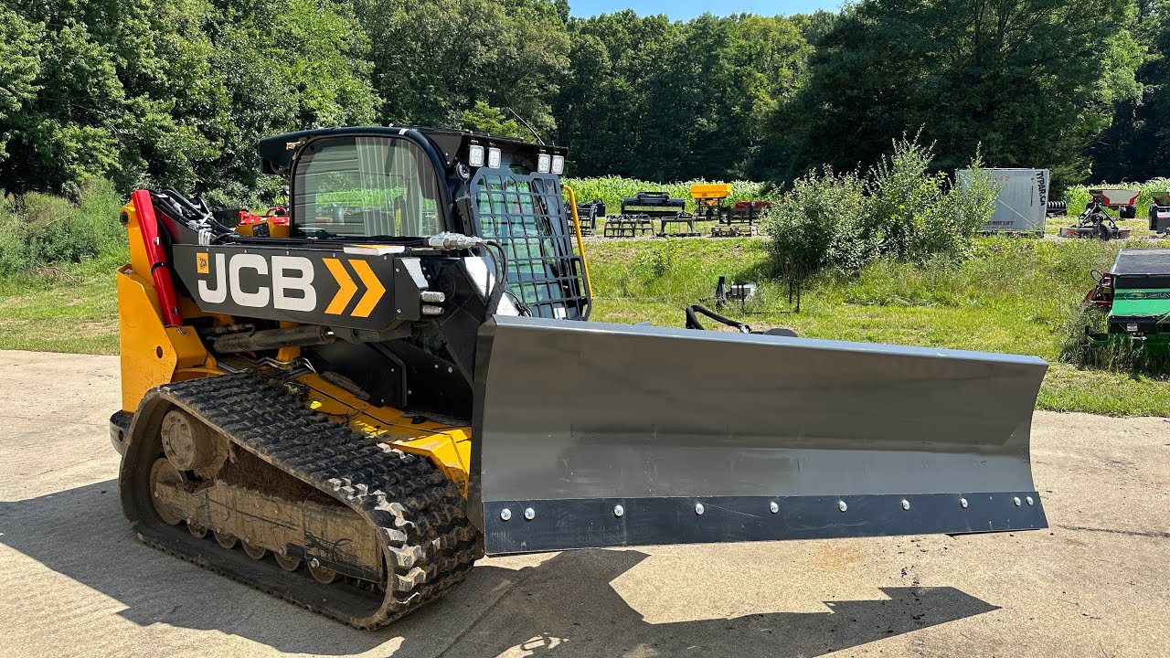 TILT AND ANGLE HYDRAULIC DOZER BLADE FOR SKID STEERS: OVERVIEW