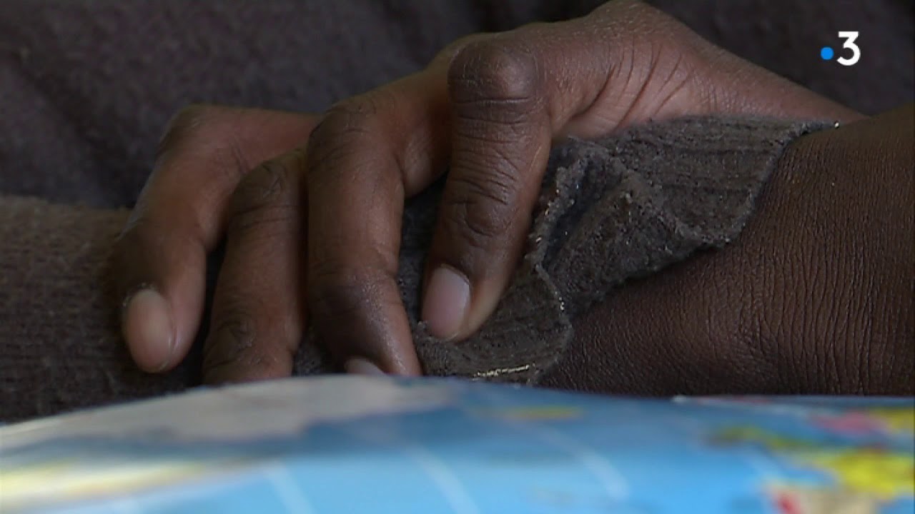 N&icirc;mes : carence d'h&eacute;bergements pour les migrants mineurs