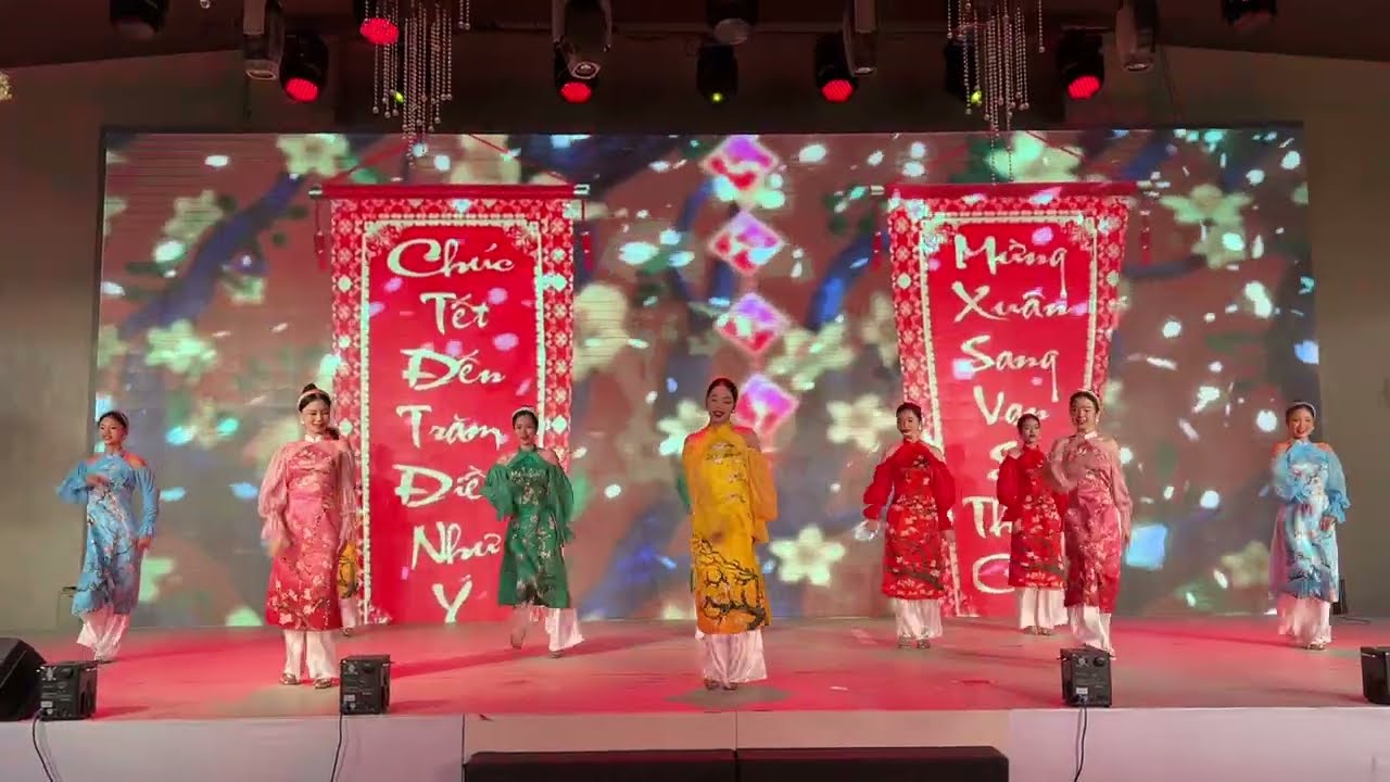 Liên khúc TẾT ĐONG ĐẦY - MỘT NĂM MỚI BÌNH AN | Vũ đoàn Fevery