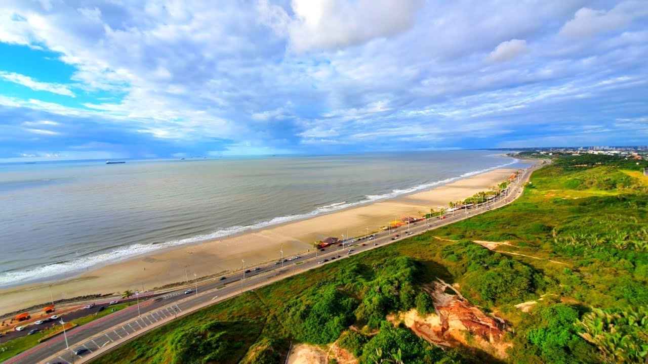 Apartamento Mobiliado com 5 suites Na Ponta do farol