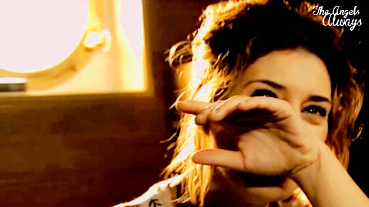 Julián & Salomé - De que me sirve la vida [3x01]