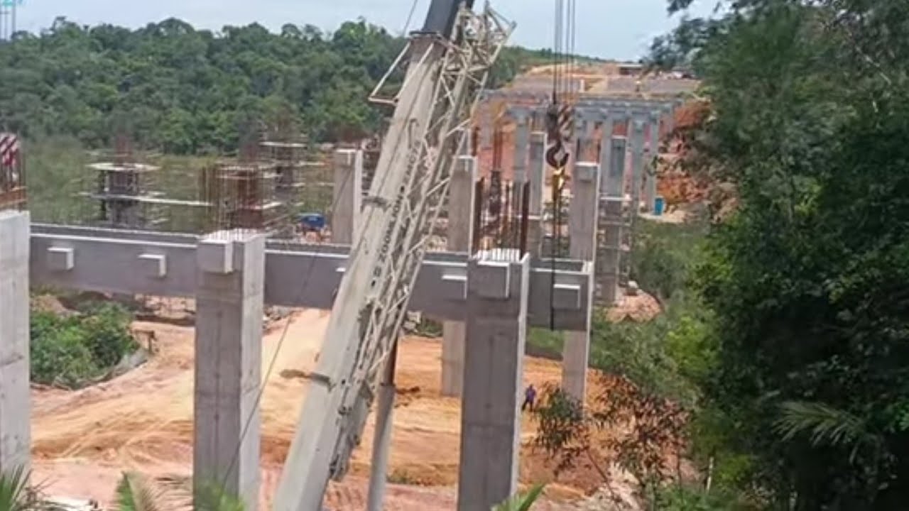 CONTORNO DE JACARAÍPE-ES 115 (iniciada a montagem dos viadutos)