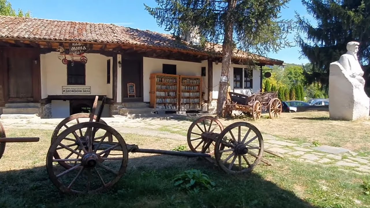 Walking in Elena (Bulgaria) - Cultural Sights