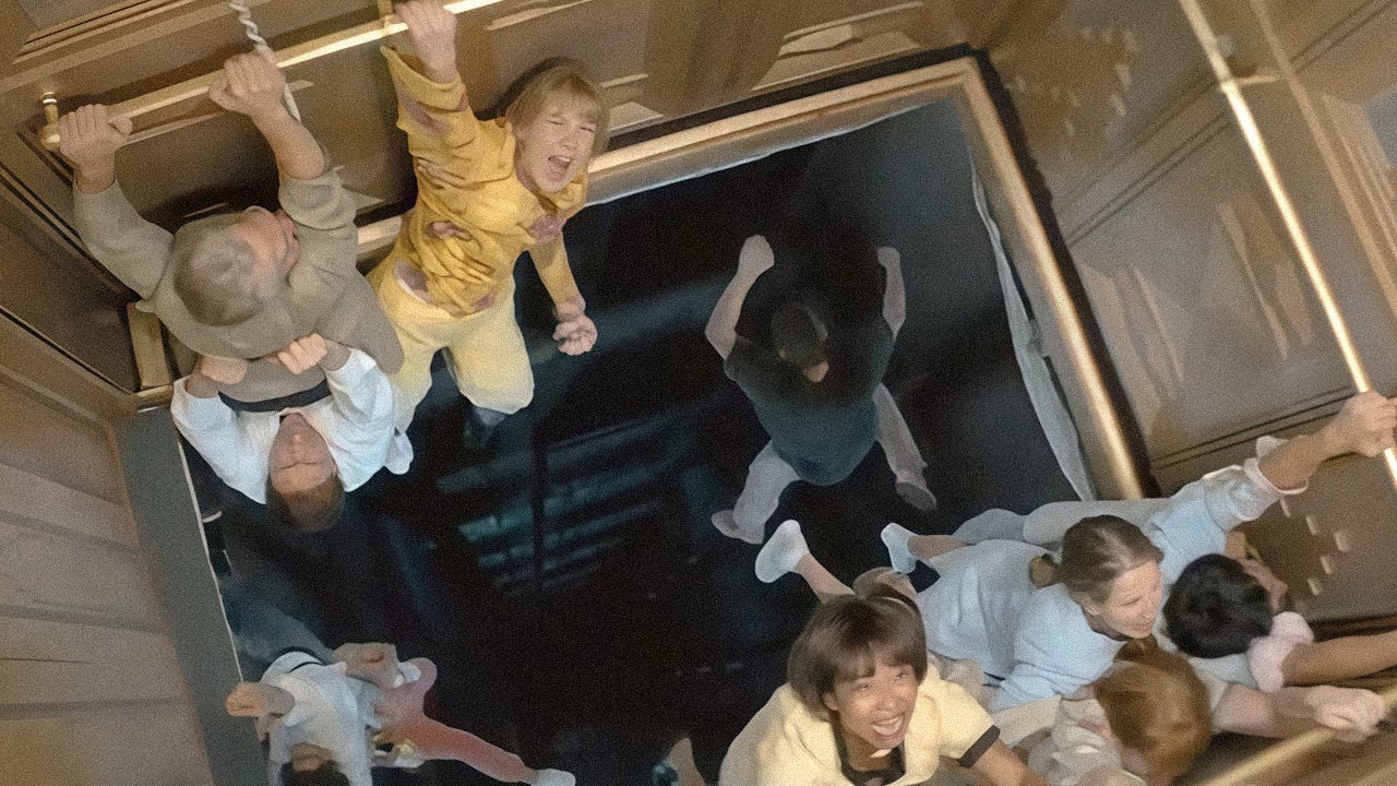 This Elevator Doesn&rsquo;t Take You Up&hellip; It Takes Your Life | The Shaft (2001) film explained