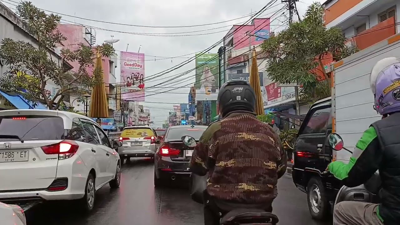 NGABUBURIT DI KOTA TASIKMALAYA