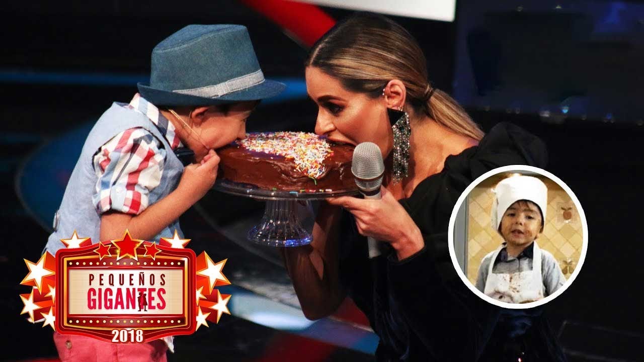 'Morokito' (y su pastel de chapulines) hizo brincar de amor a Galilea | Pequeños Gigantes