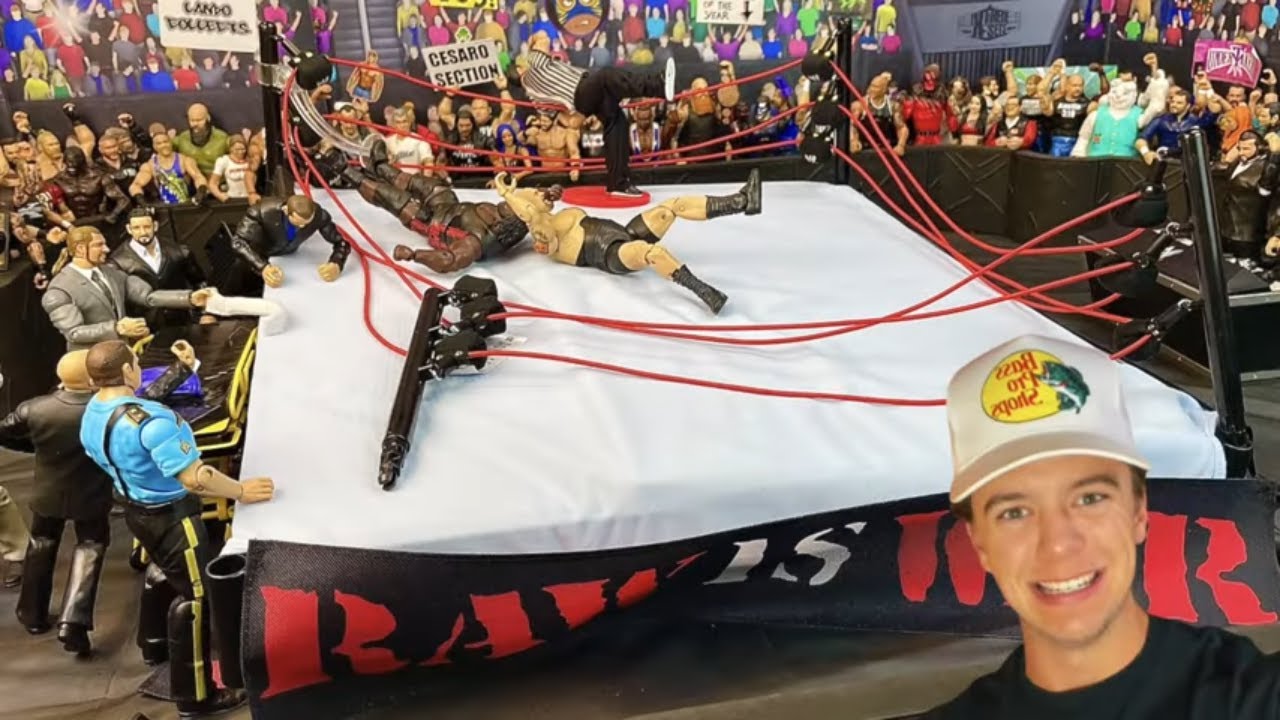 Фигурка WWE SET UP Breaking the Ring