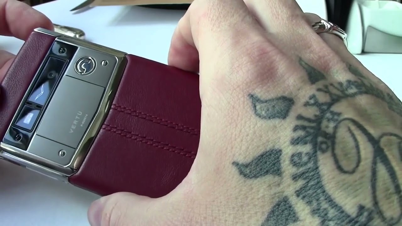 =Сергей Симонов - Обзор NEW VERTU Signature Touch, телефон успешного человека=