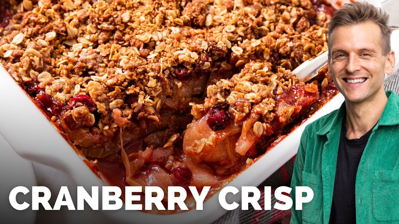 Cranberry Apple Pear Crisp | A crisp that's versatile enough for the holidays!