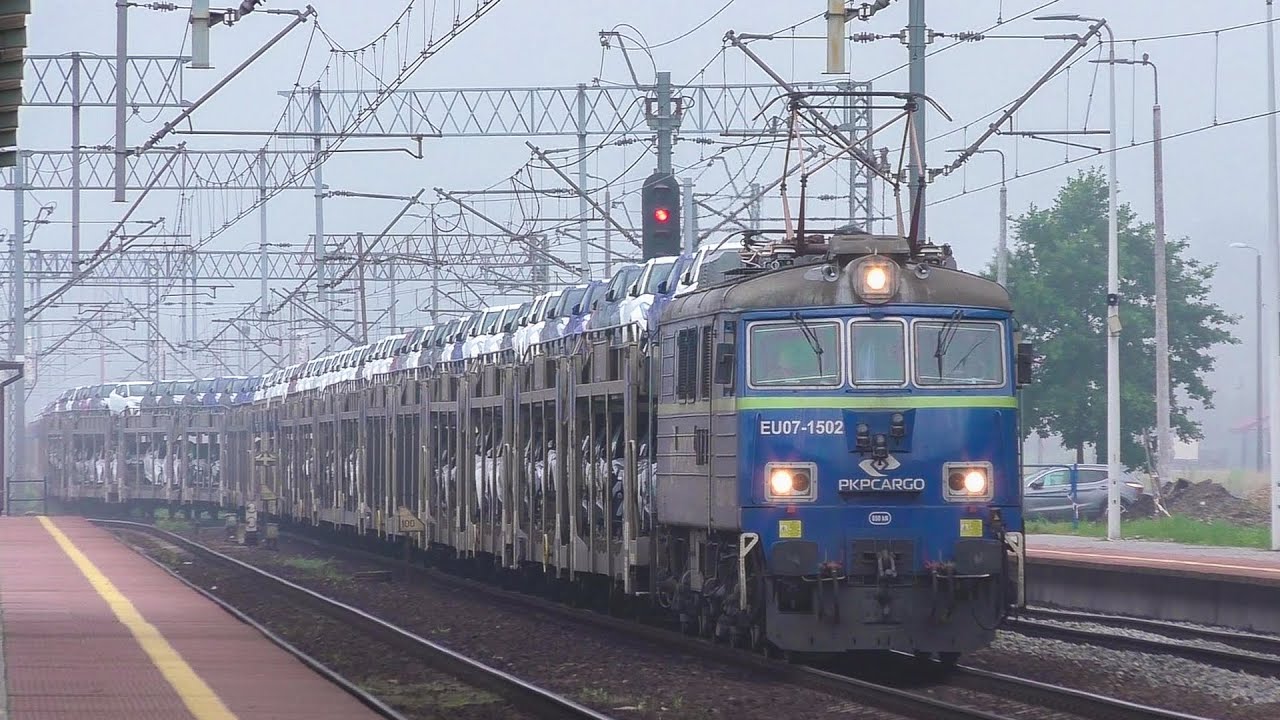 Transport samochodów Toyoty z EU07-1502 na czele | Częstochowa Stradom, 03.07.2020