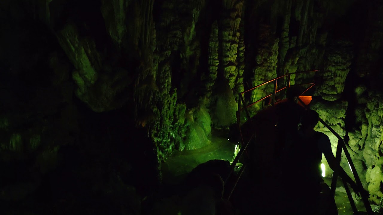 Dikteon Antron (Zeus Cave)