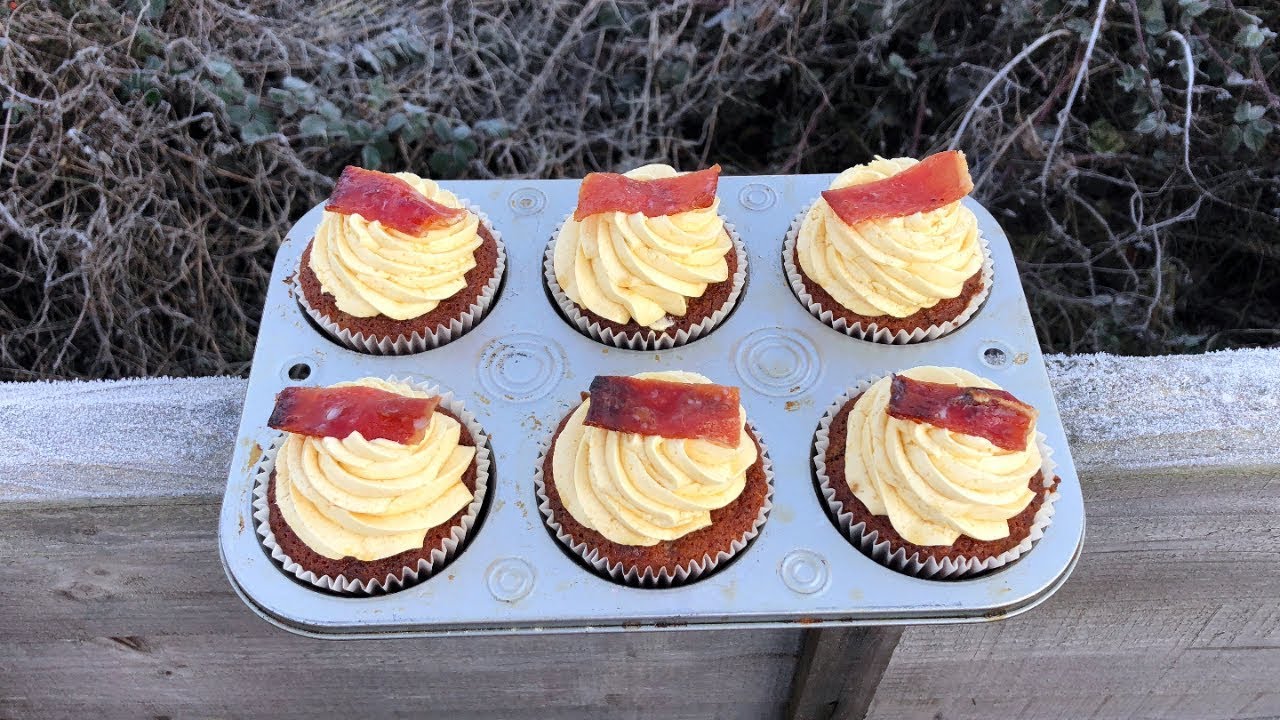 Maple Bacon Cupcakes