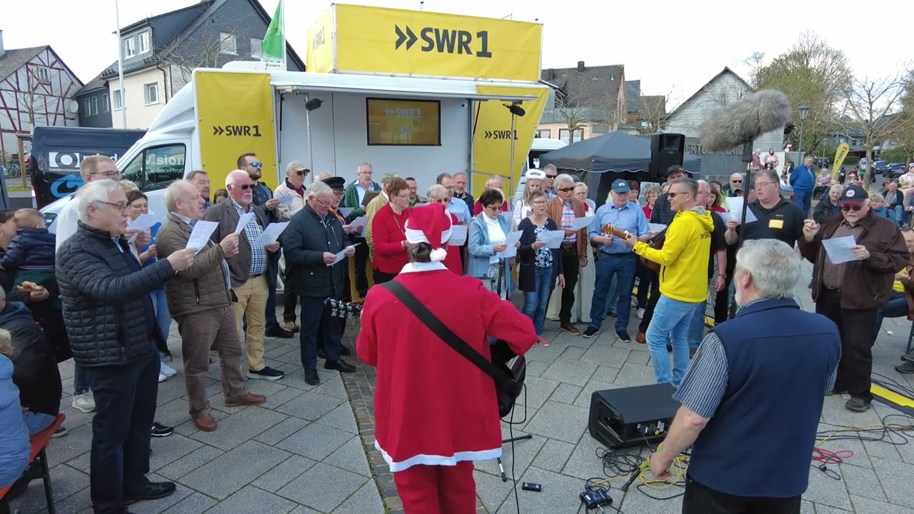 Hymne Rennerod live auf dem Hubertusplatz 30.04.23 - SWR 1 Heimspiel