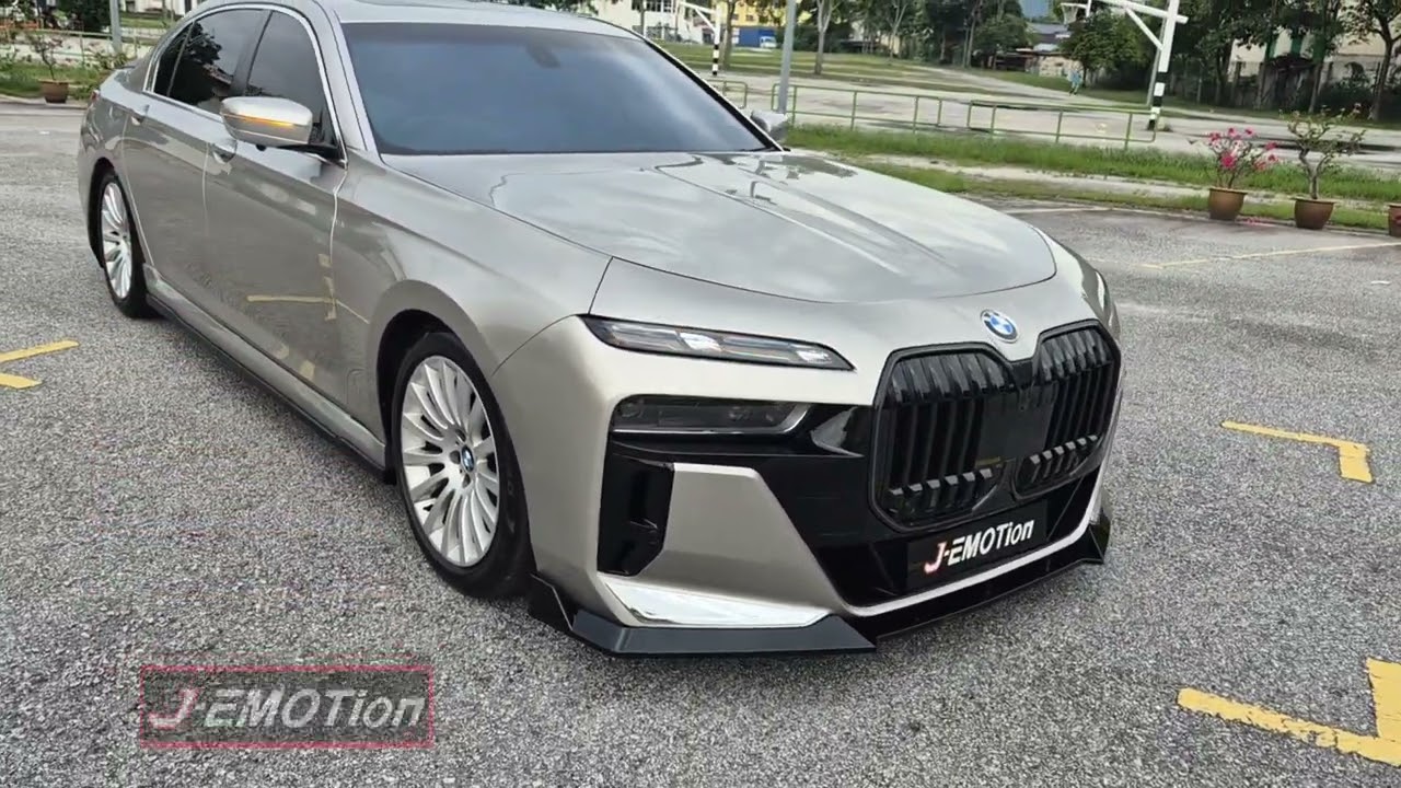 BMW 7 SERIES F01 AND F02 CONVERT TO G70 BODY PARTS AND BODYKIT (J-EMOTION DESIGN)