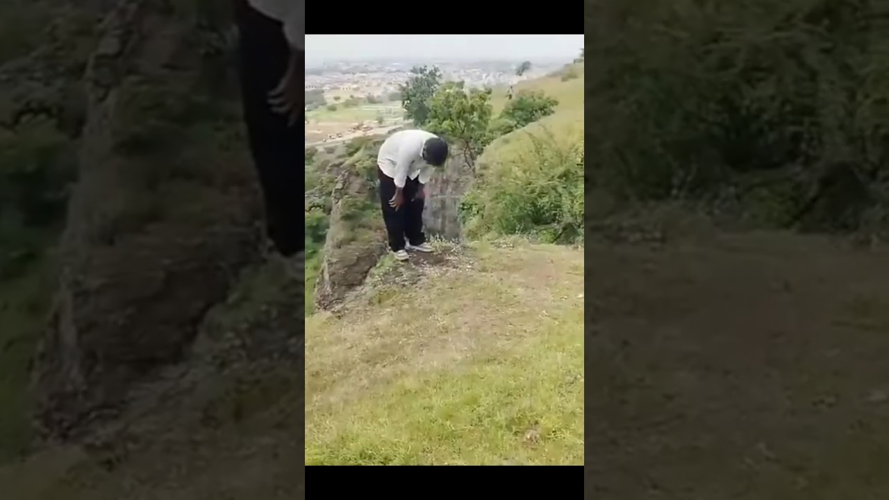 boy and family fall from mountain 🏔️