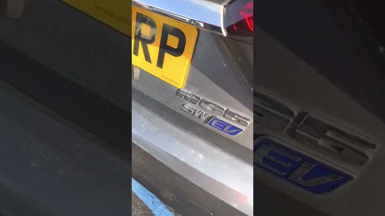 MG5 SW EV 2023 walk around and short review 