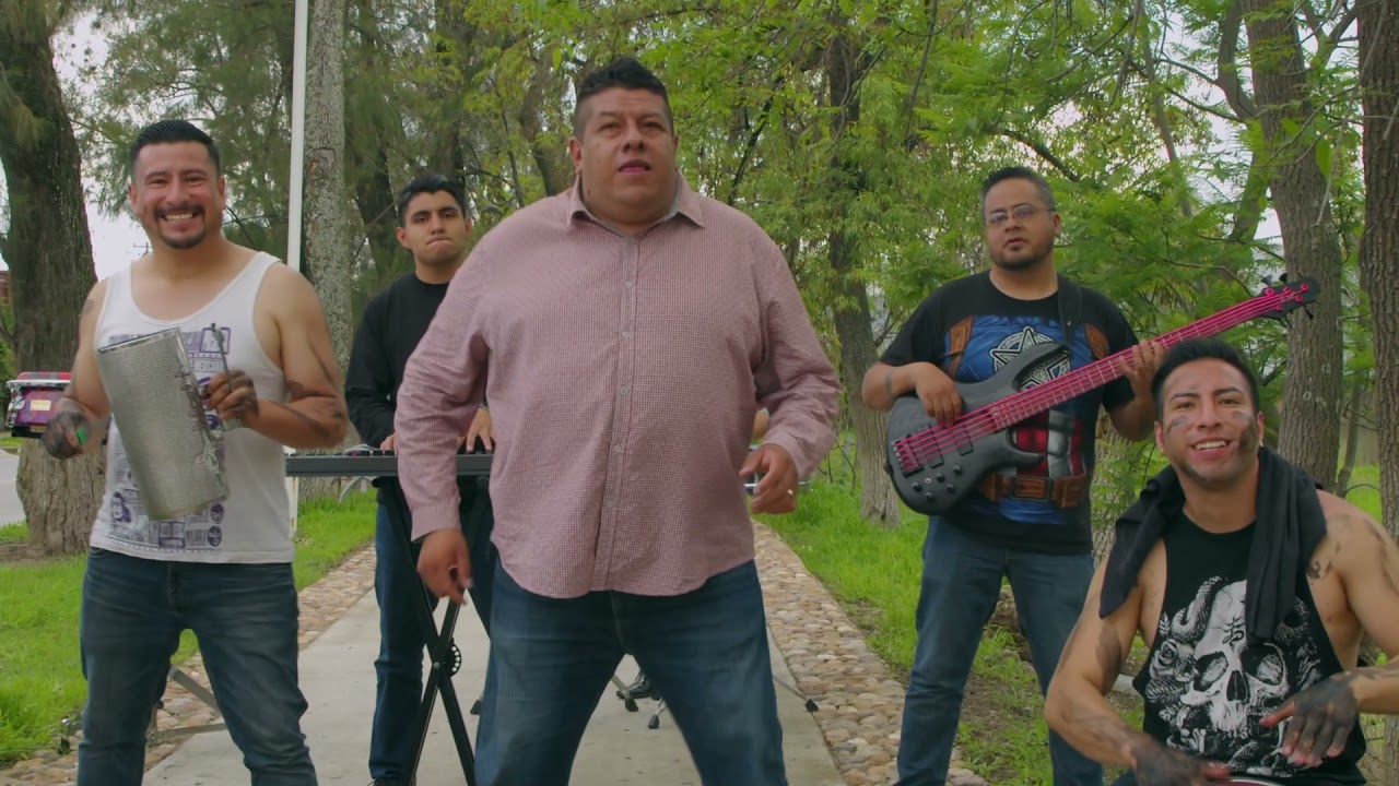 Grupo La Chomba- Mi Cacharrito (Video Oficial)
