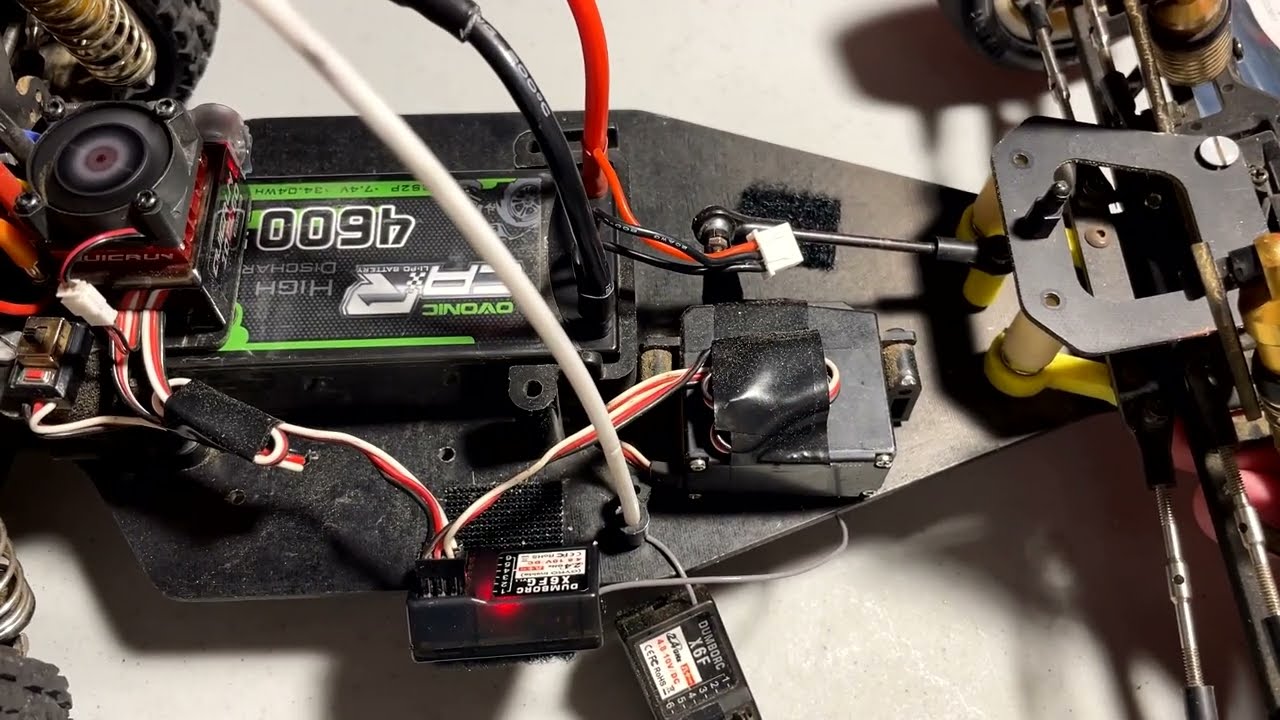 Dumbo RC 6 Channel Receiver Help Needed = Red and Green Lights Flashing and Servo Signal Messed Up?