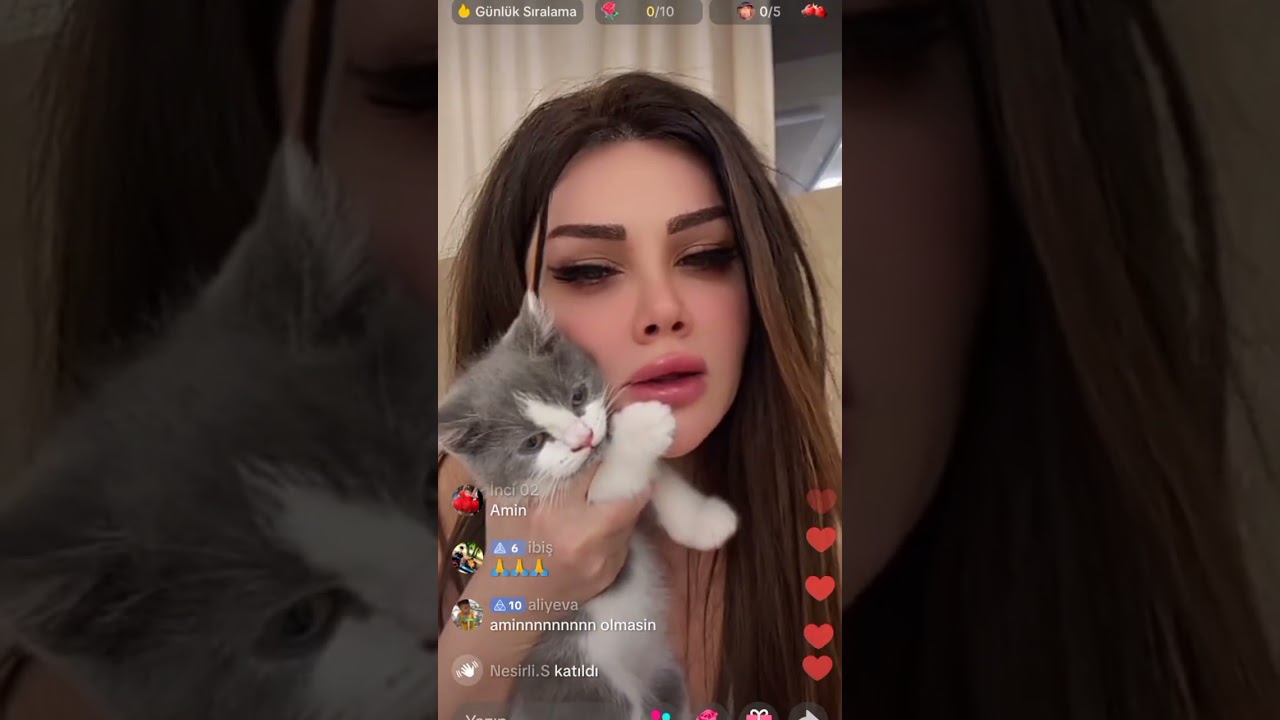 VÜSALƏ: KÂŞ Kİ, MƏN DƏ SEHİRBAZ OLARDIM 