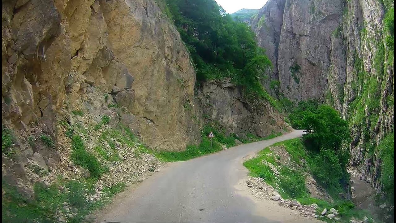 Хиналиг (Xinaliq yolu). 2350m. Azerbaijan