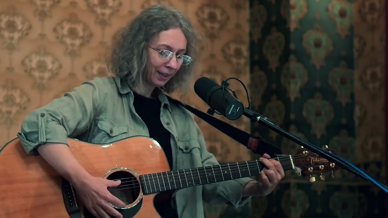 Iulia Gusatu - Contrasens