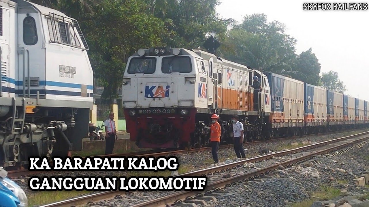 Proses Evakuasi Lokomotif Mogok