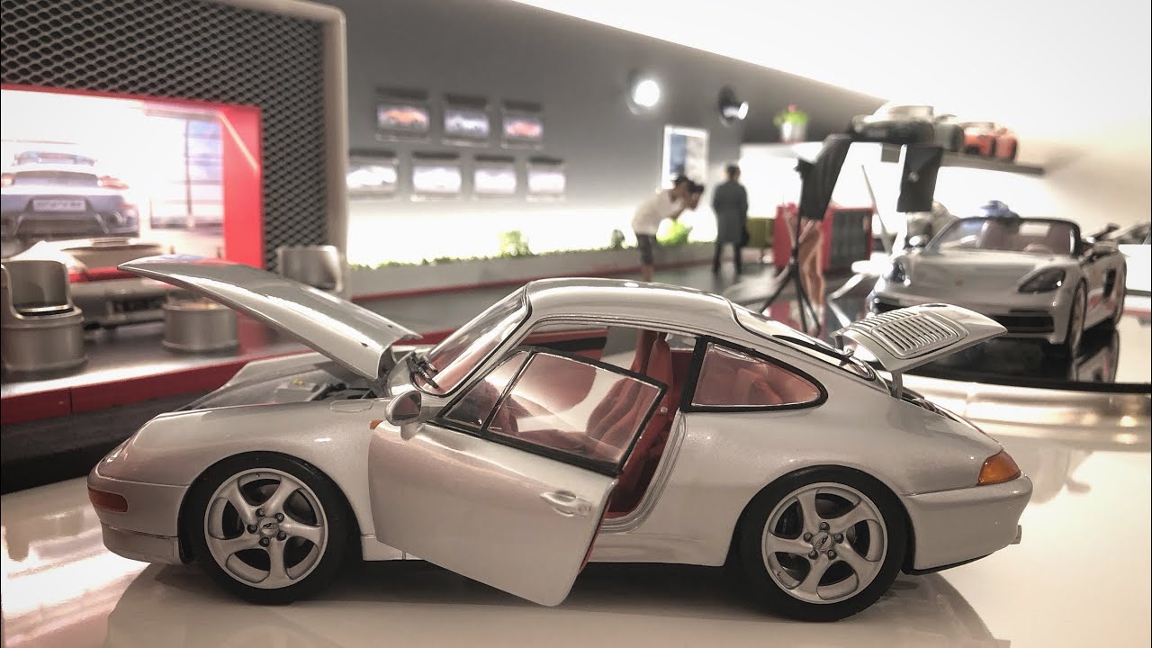 Porsche Carrera 993 S -1:18- UT Models-Costum build