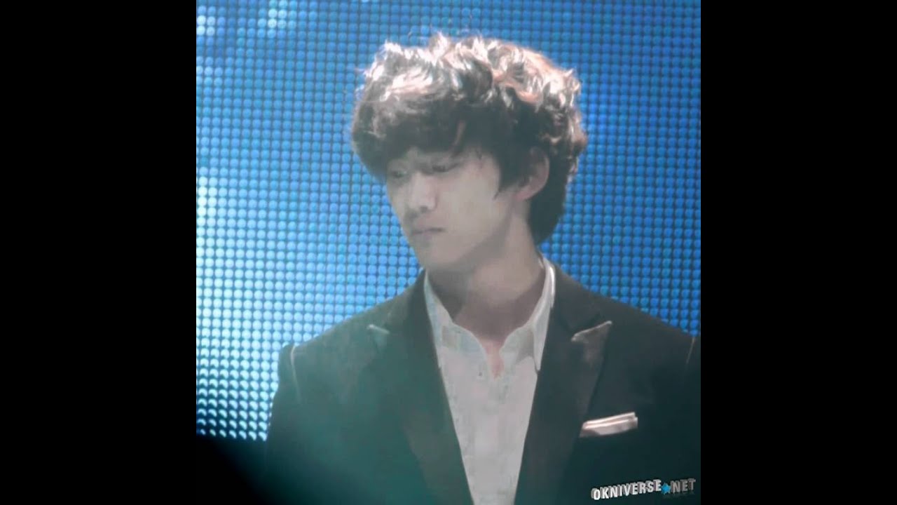 [FANCAM] 120401 2pm fanmeeting sad-looking Taecyeon...(택연 テギョン)