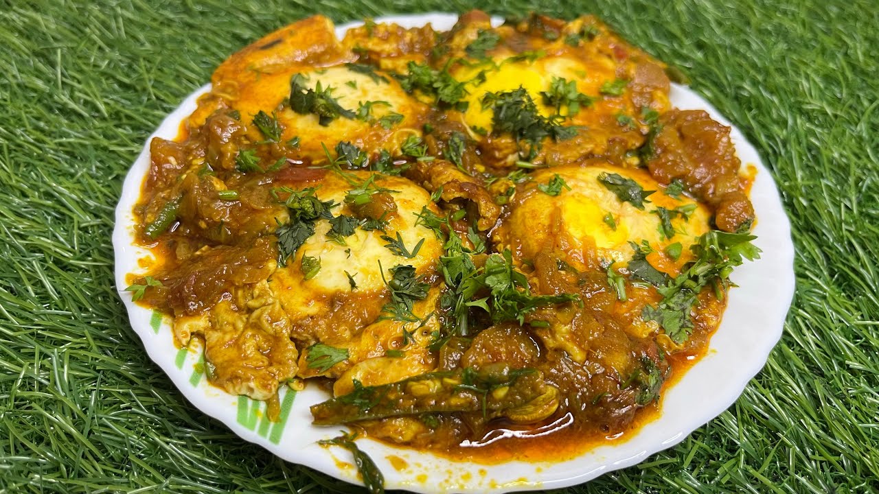 Dimer Pocher Curry🥚🍳🍲 | ডিমের পোচের ঝোল । Egg Curry Recipe | Easy Bengali Style | Malakars Recipes