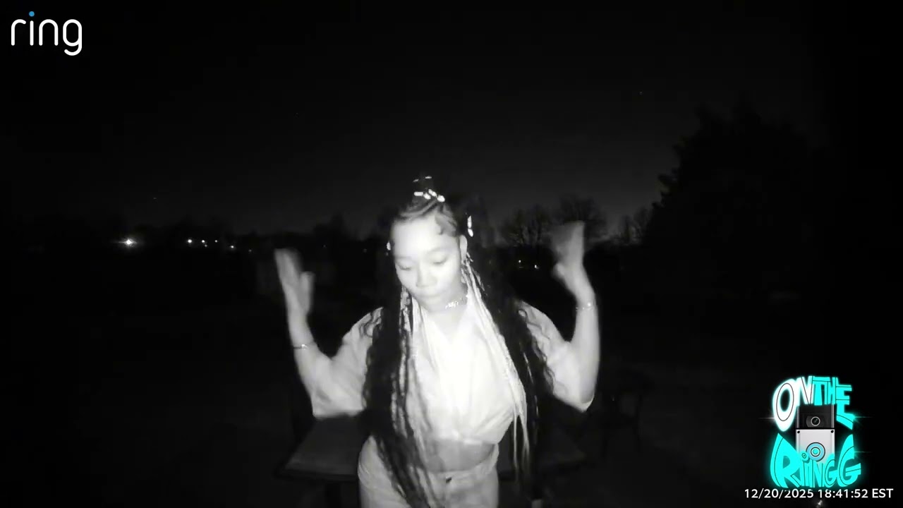 Diamond Cappriella - Hot Out “ On The Ringg “.