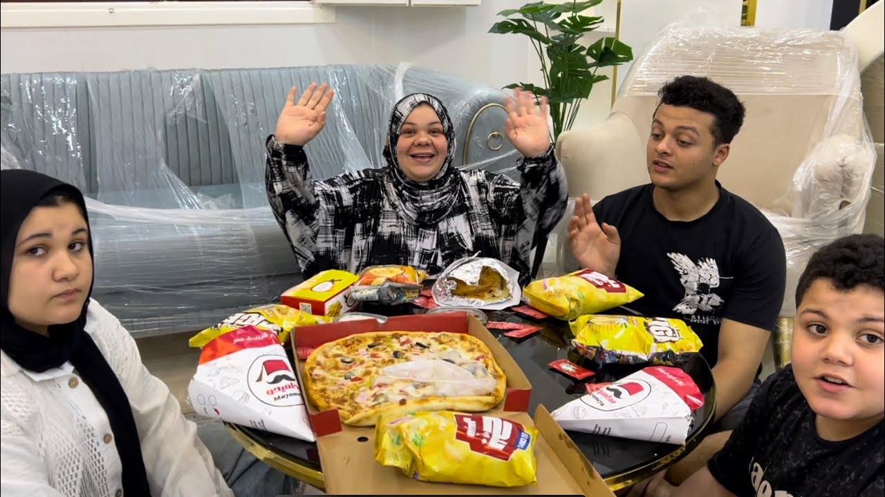 ام جني عليا وعلي اعدائي أنا وحده اختاره طريقه ومش هبص ورايا تاني اللي يتكلم عليه عادي علي عينك ياتاج