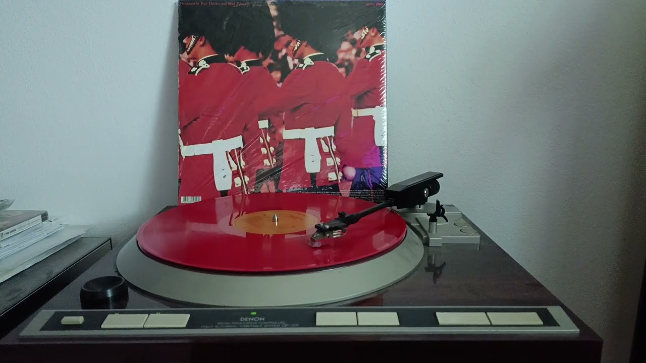 DENON DP-37F playing THE KINKS 