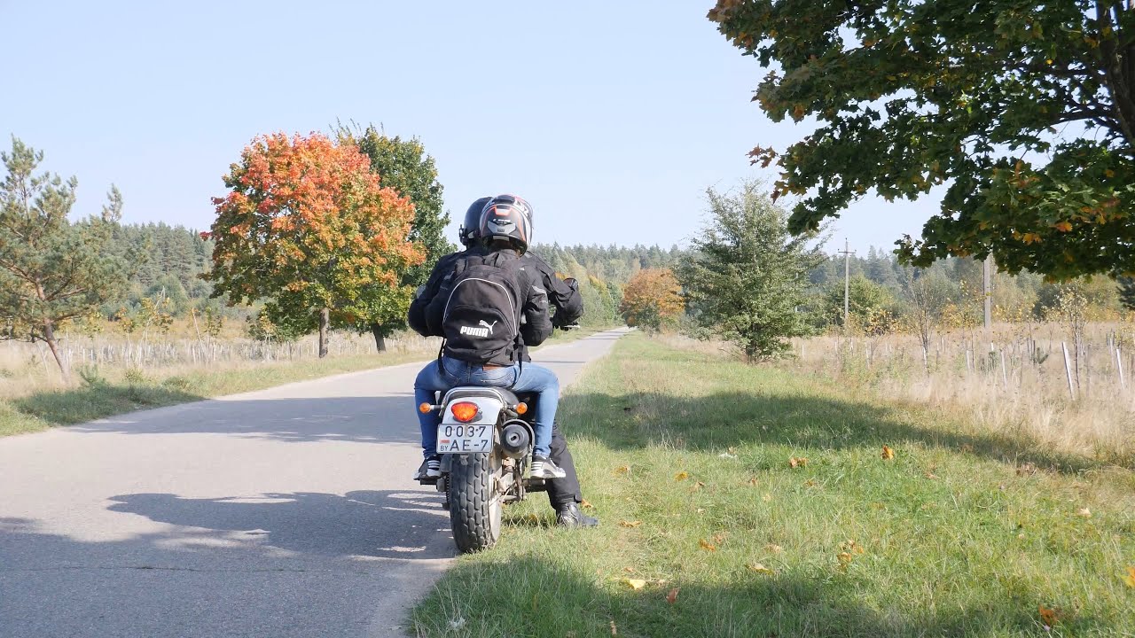 Suzuki VanVan relaxing moto trip