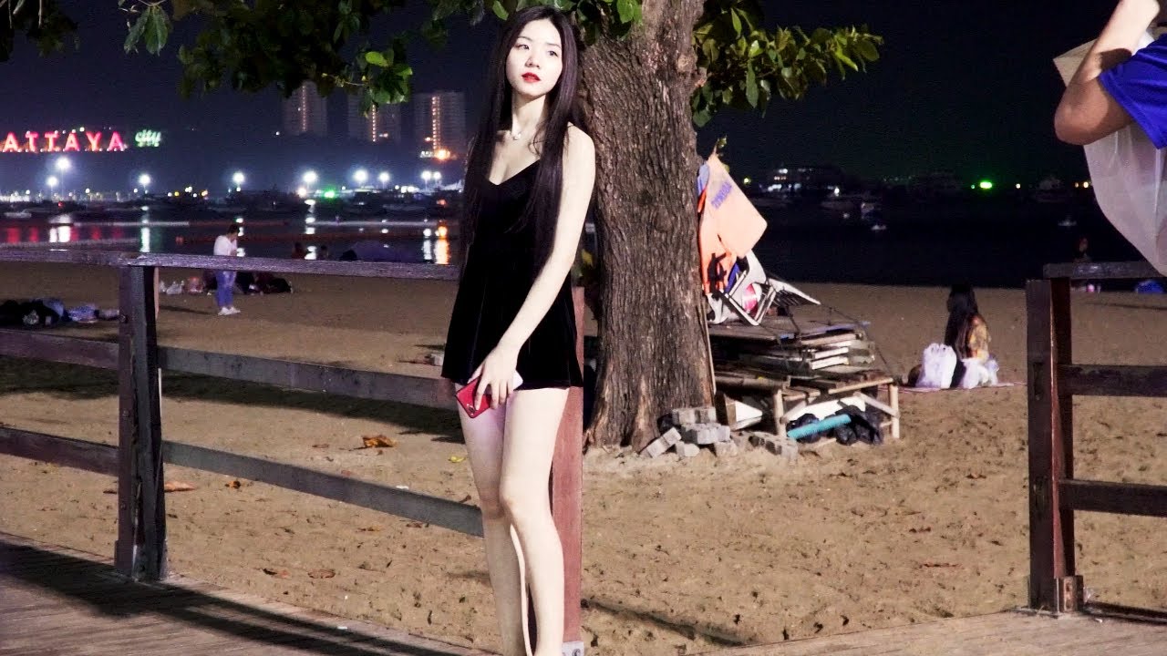 Thailand, Pattaya Streets Scenes, Beach Road: Do You See the Changes?