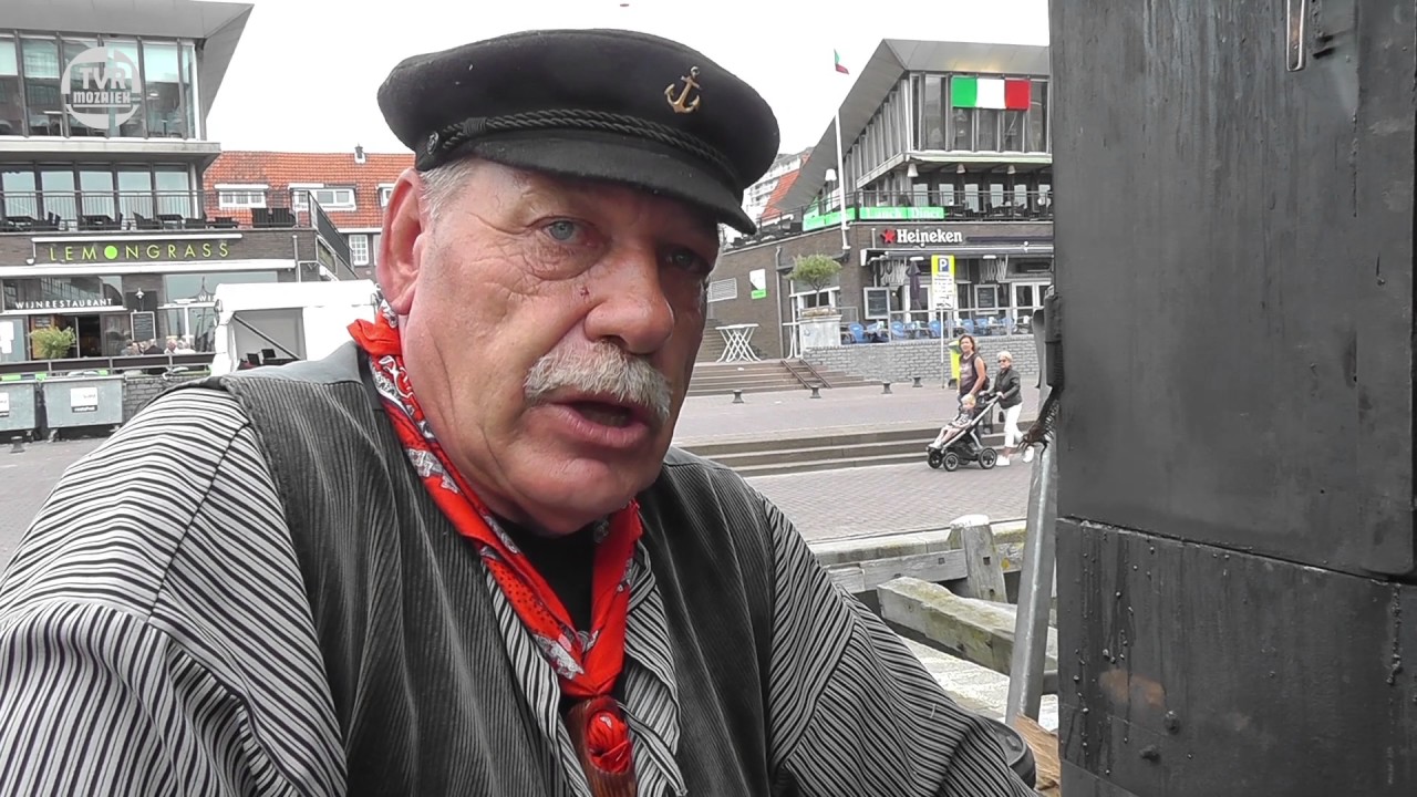 Vlaggetjesdag in Scheveningen 2017  - TV Radio Mozaiek