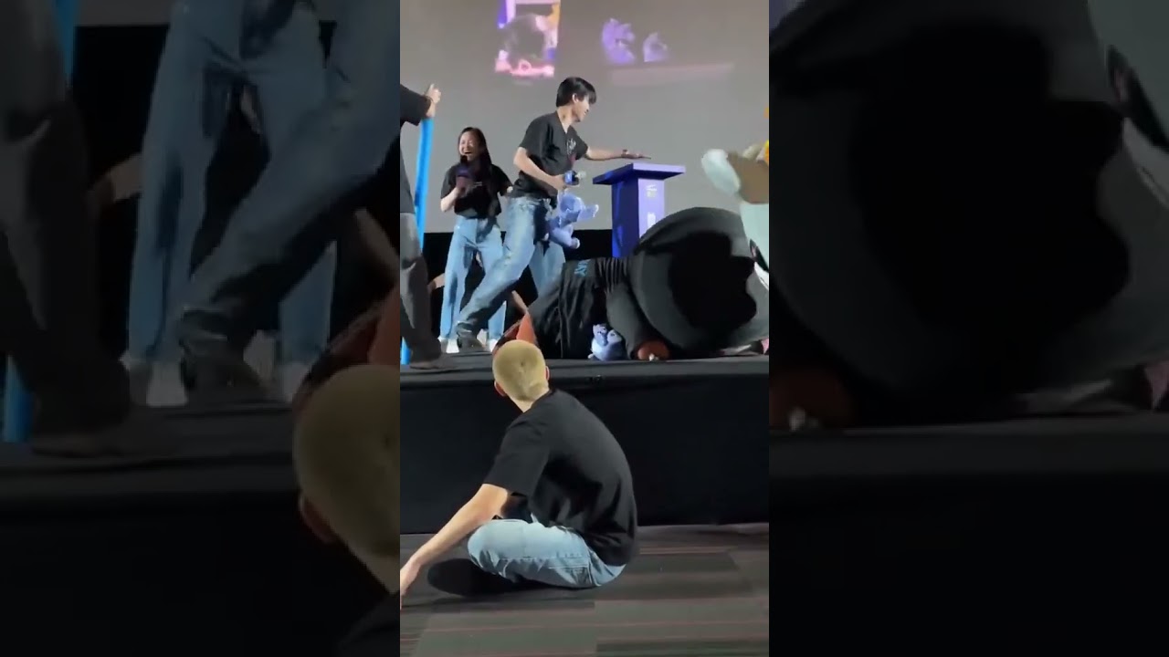 Fot & Look Khunnoo had front row seats to the scene 😅 #fourthnattawat #satang