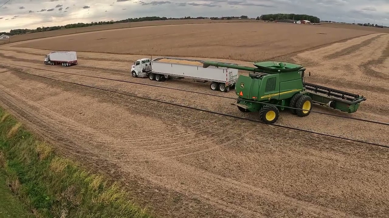 Across From One Another - Corn John Deere 9670 STS - Beans John Deere 9650 STS #harvestchaser